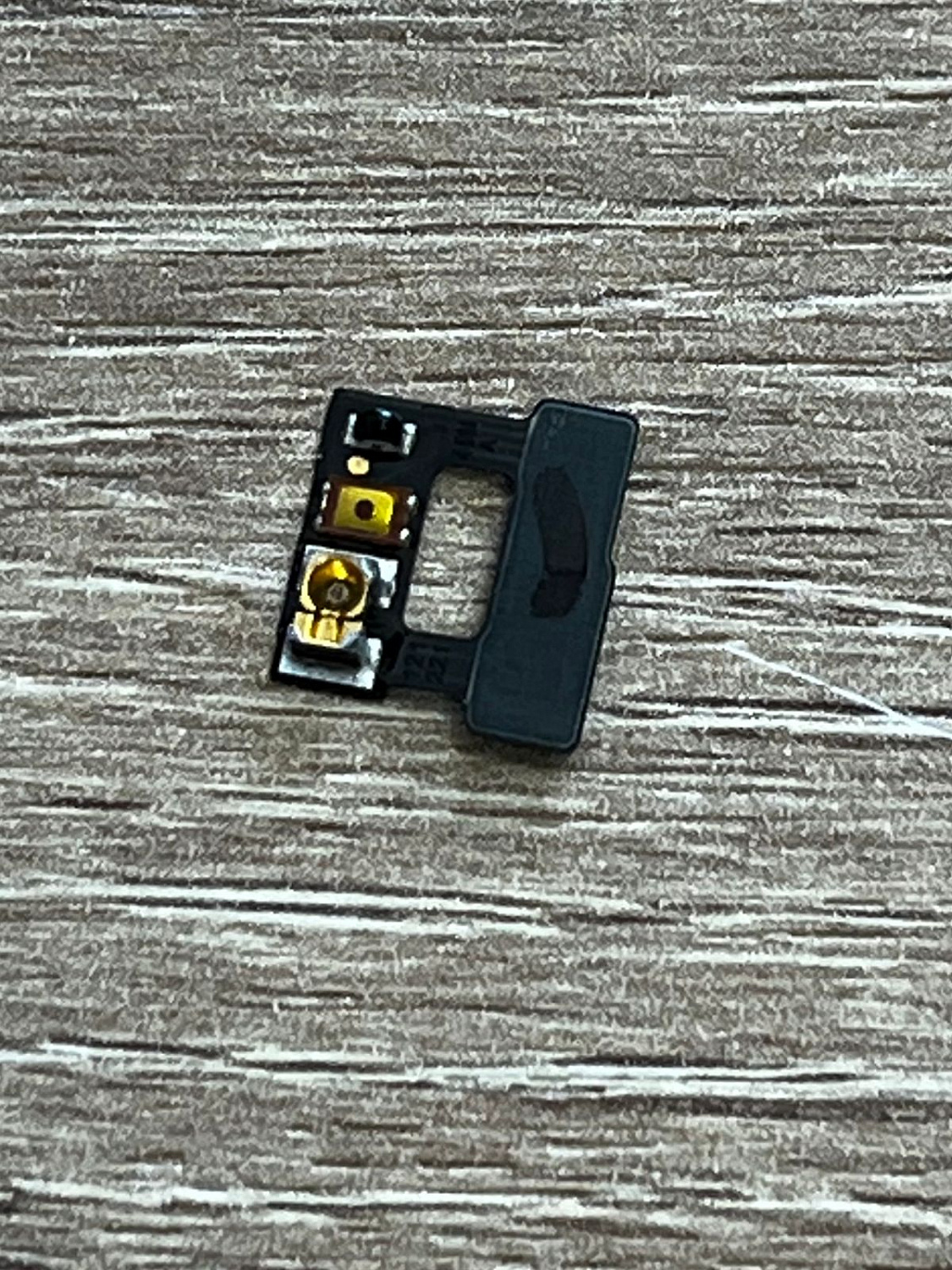 Шлейф HTC One M10 на кнопку включения