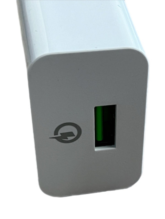 Блок зарядки Borofone модель BA21A QC 3.0 18W Micro USB