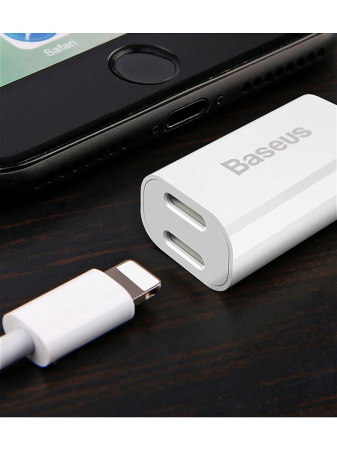 Адаптер Lightning Audio + Charge Baseus L36 IP 2.1A max (белый)